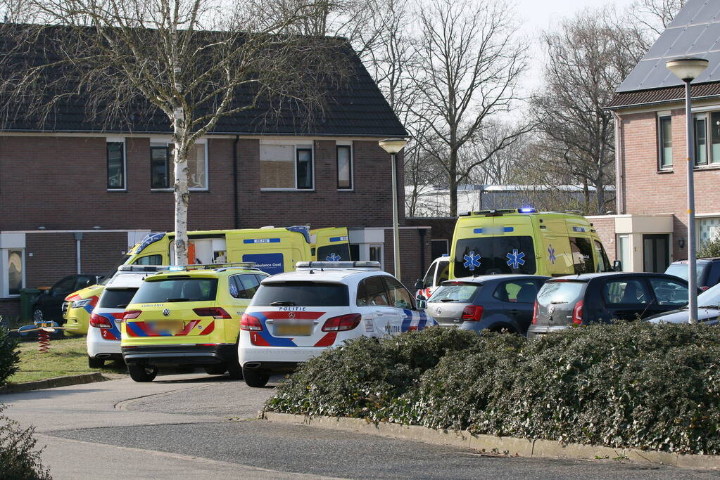 Duitse traumahelikopter landt in woonwijk