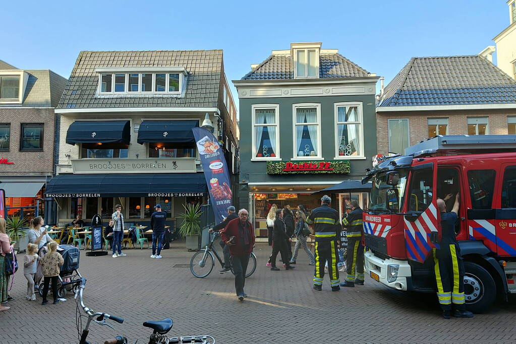 Mogelijk brand in horecazaak