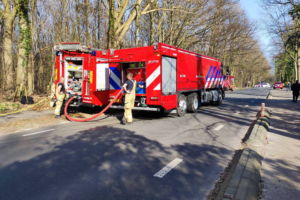 Brand in droog bosgebied