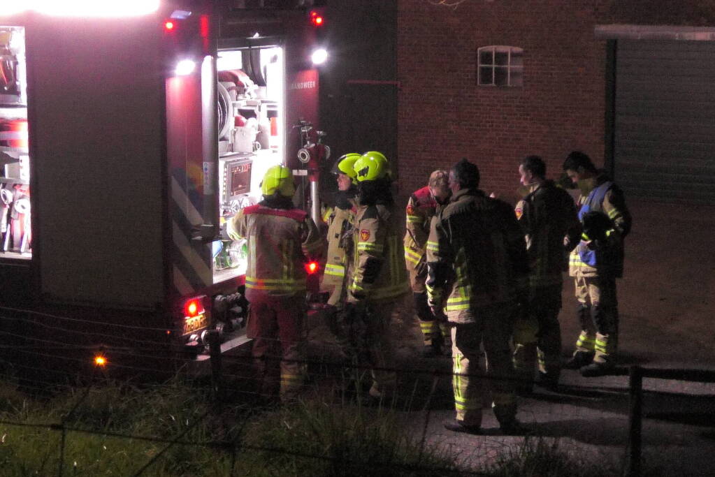 Veel rook bij brand in bijgebouw