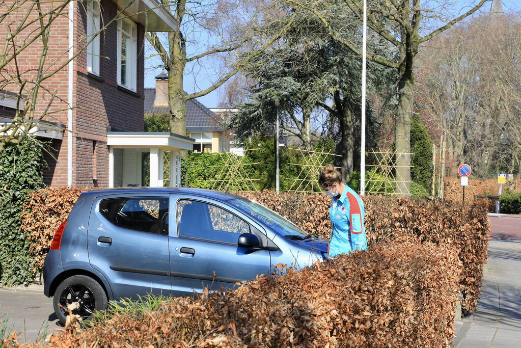 Fietsster gewond bij botsing met auto