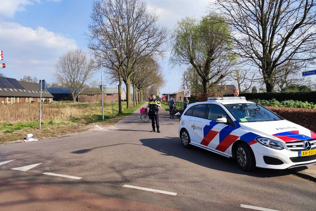 Brand op terrein van aannemersbedrijf