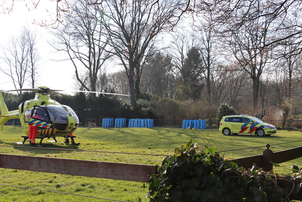 Persoon ernstig gewond na ongeluk