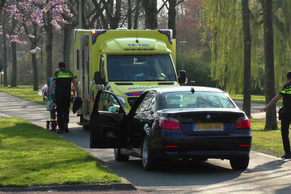 Fietser gewond bij aanrijding met auto