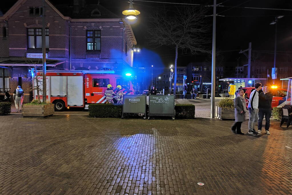 Grote brand boven cafe Railroad