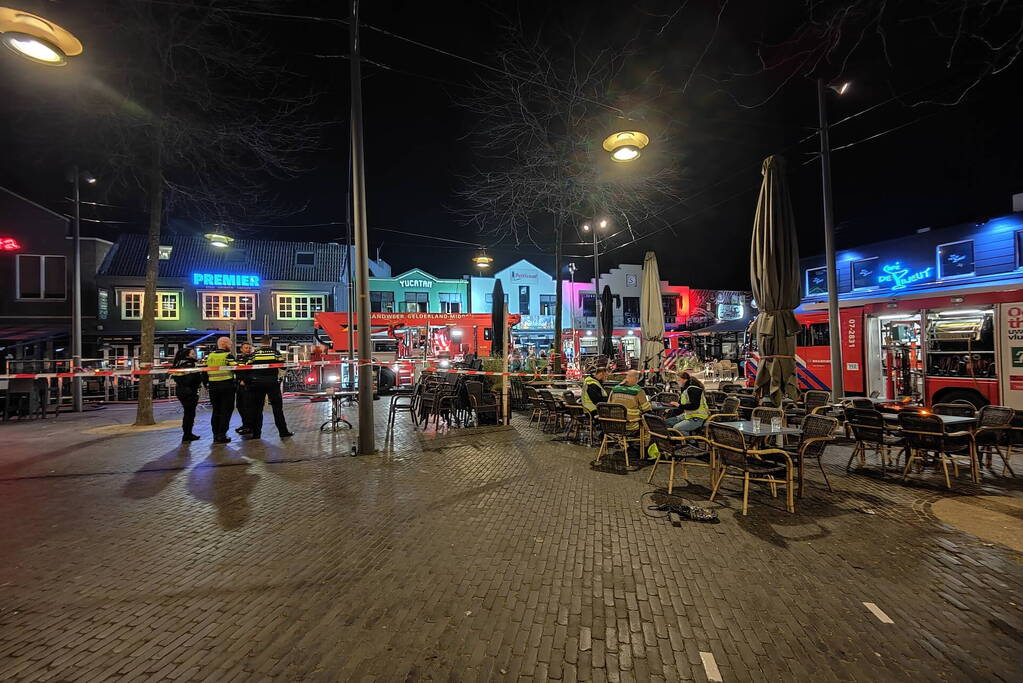 Grote brand boven cafe Railroad