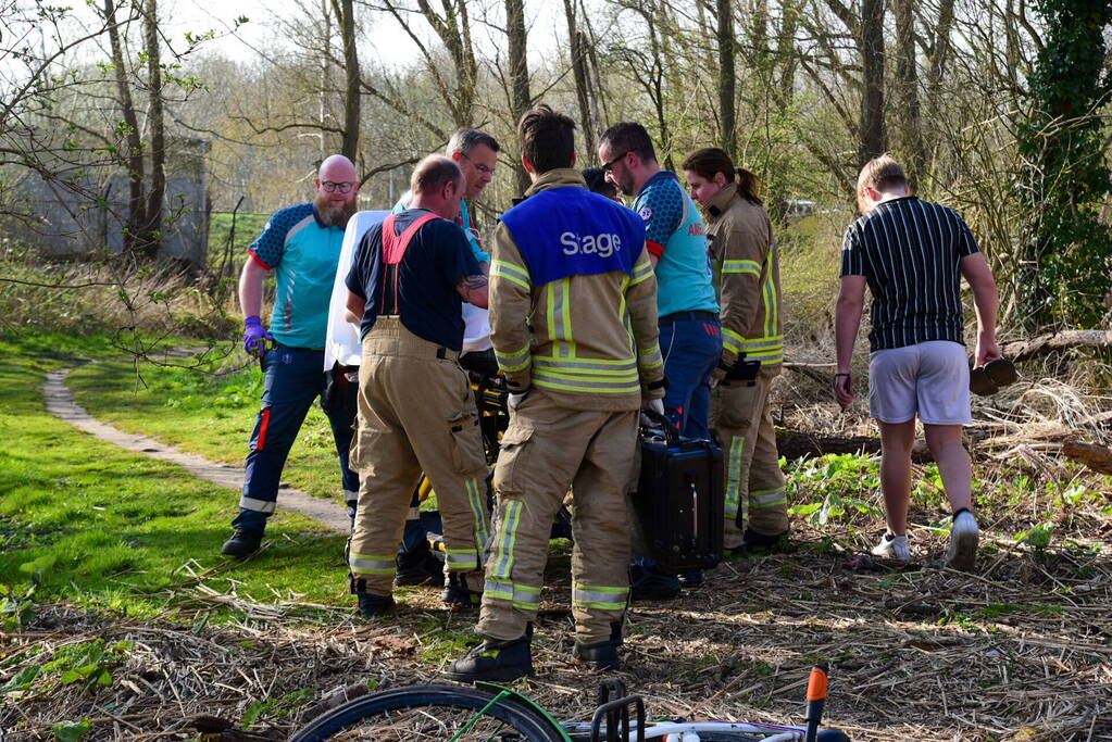 Jongeman breekt enkel tijdens ongeval met wakeboard