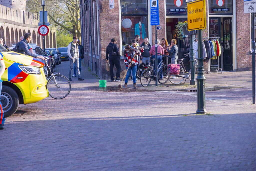 Fietsster loopt botbreuken op bij aanrijding