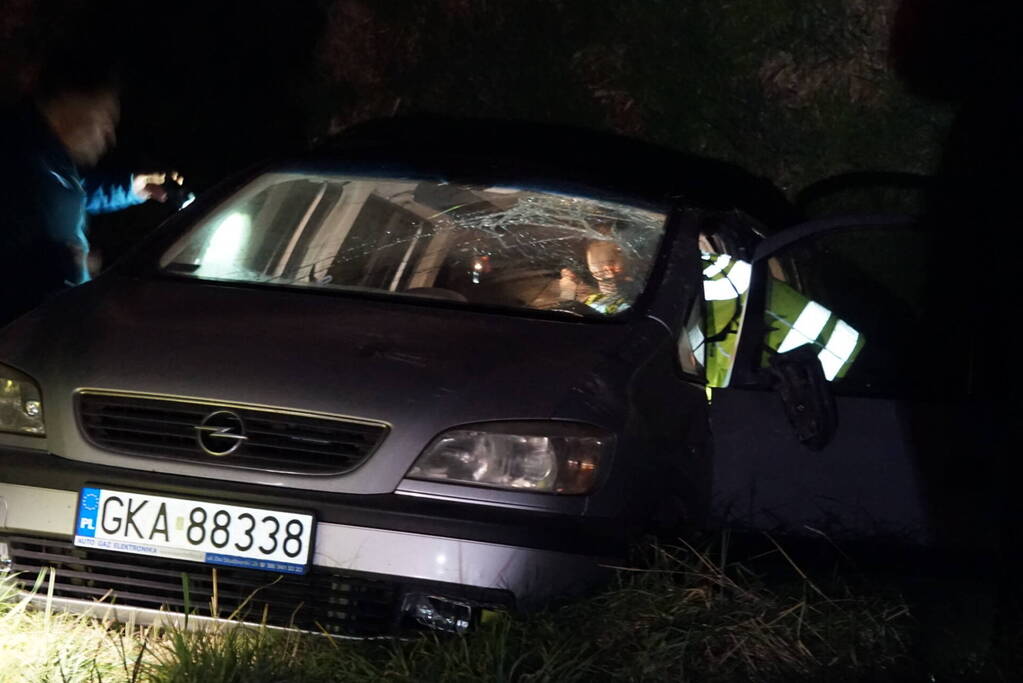 Inzittenden vluchten na ongeval