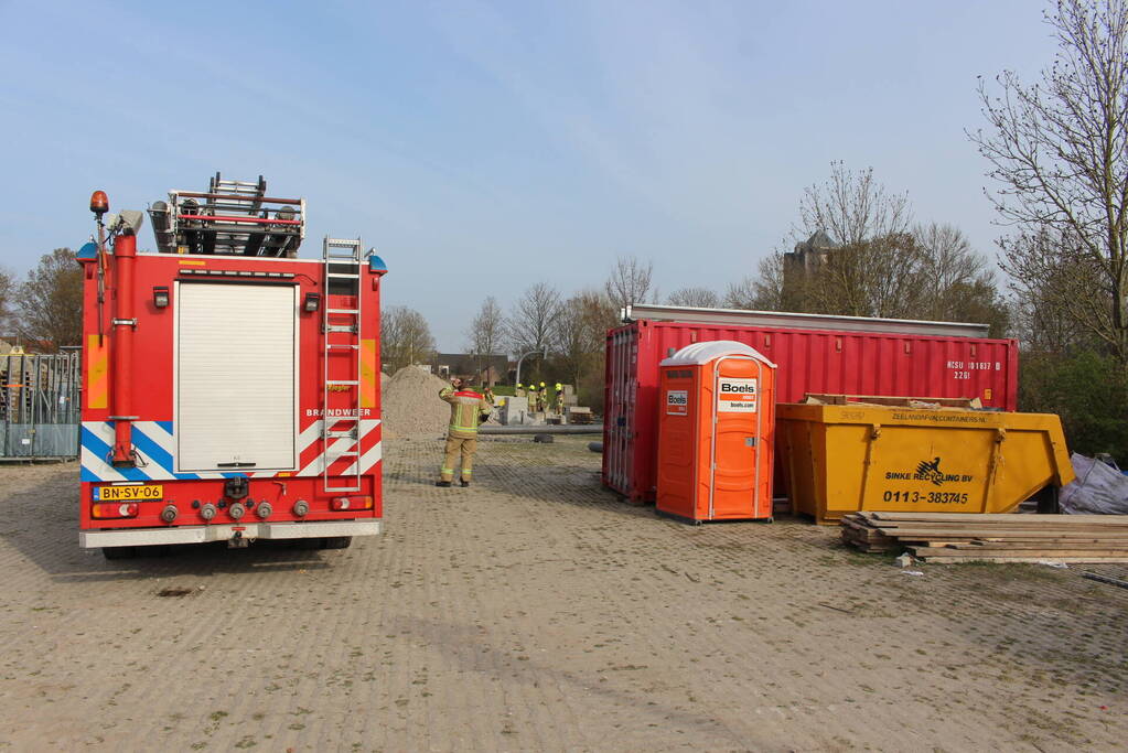 Brand en vernielingen op bouwterrein