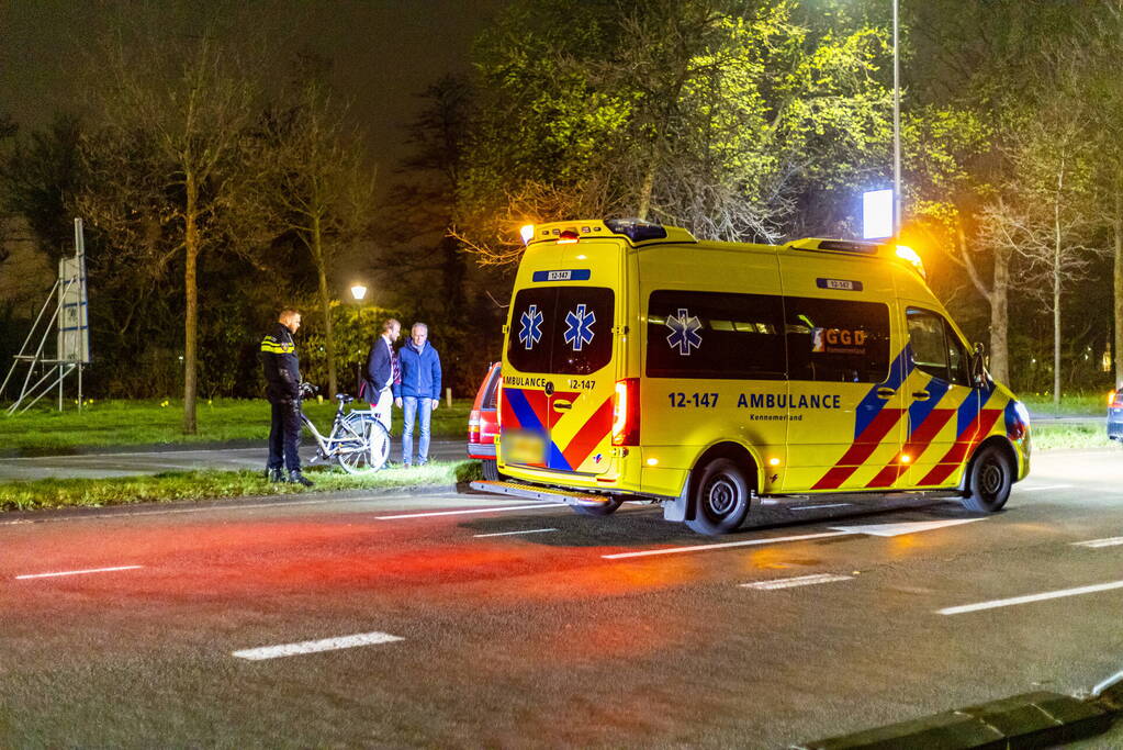 Persoon valt in slaap en botst tegen boom