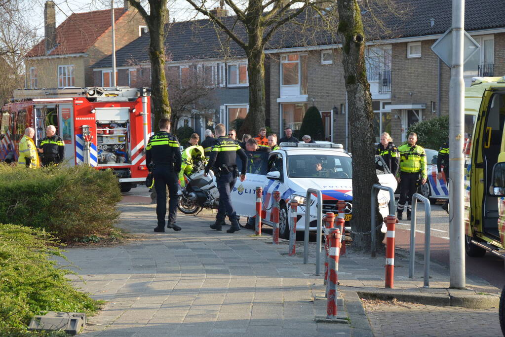 Politie ramt auto na achtervolging