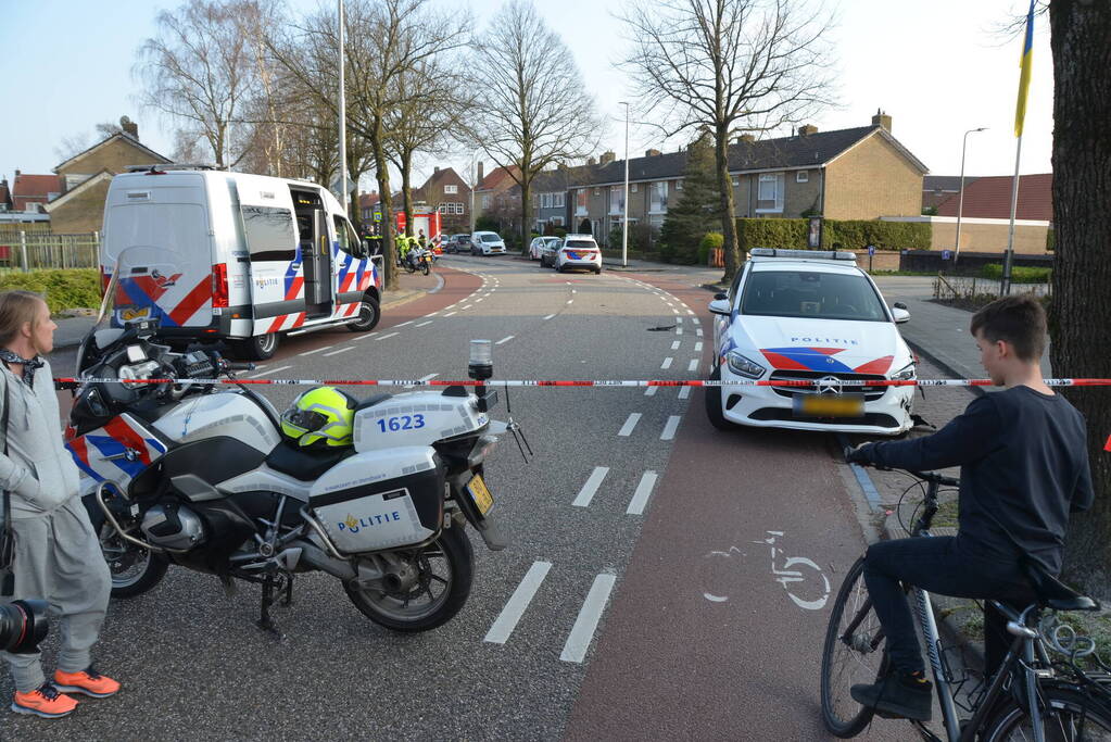 Politie ramt auto na achtervolging