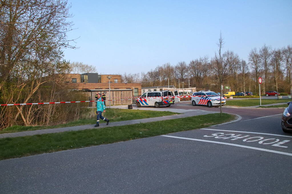 Politie doet onderzoek naar steekpartij op straat