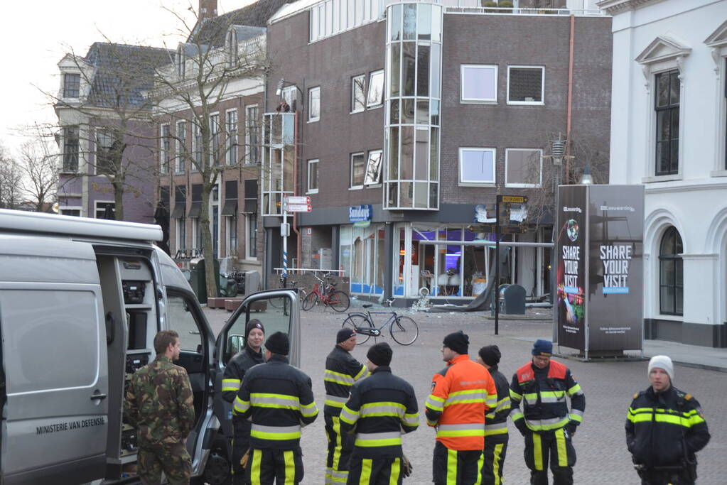 Veel schade bij plofkraak in zonnestudio Sunday's