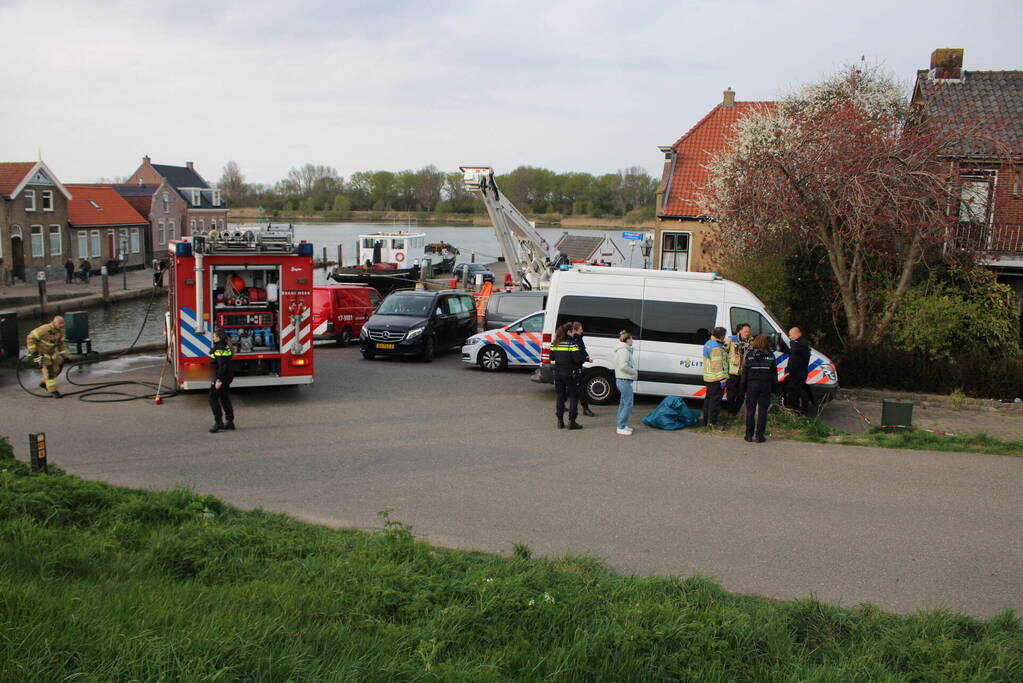 Onderzoek naar aantreffen twee stoffelijk overschotten