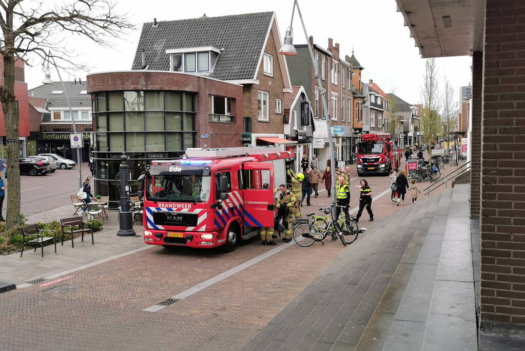Chinees restaurant geventileerd na brand in steeg
