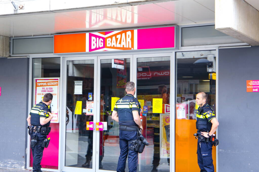 Overval op voordeelwinkel Big Bazaar
