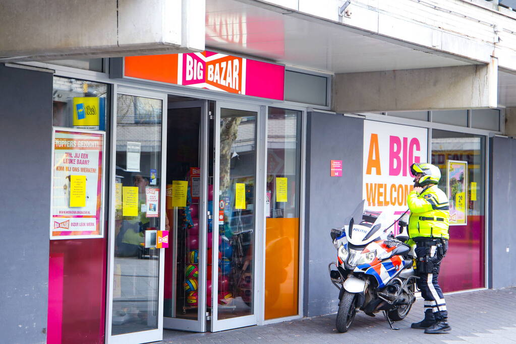 Overval op voordeelwinkel Big Bazaar
