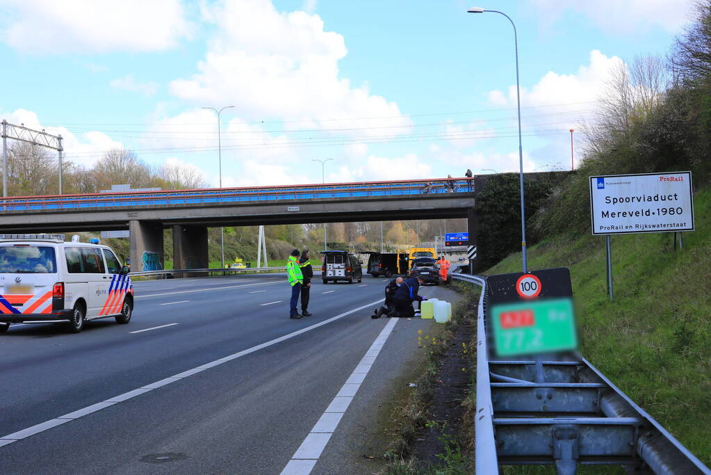 Snelweg afgesloten na politieachtervolging