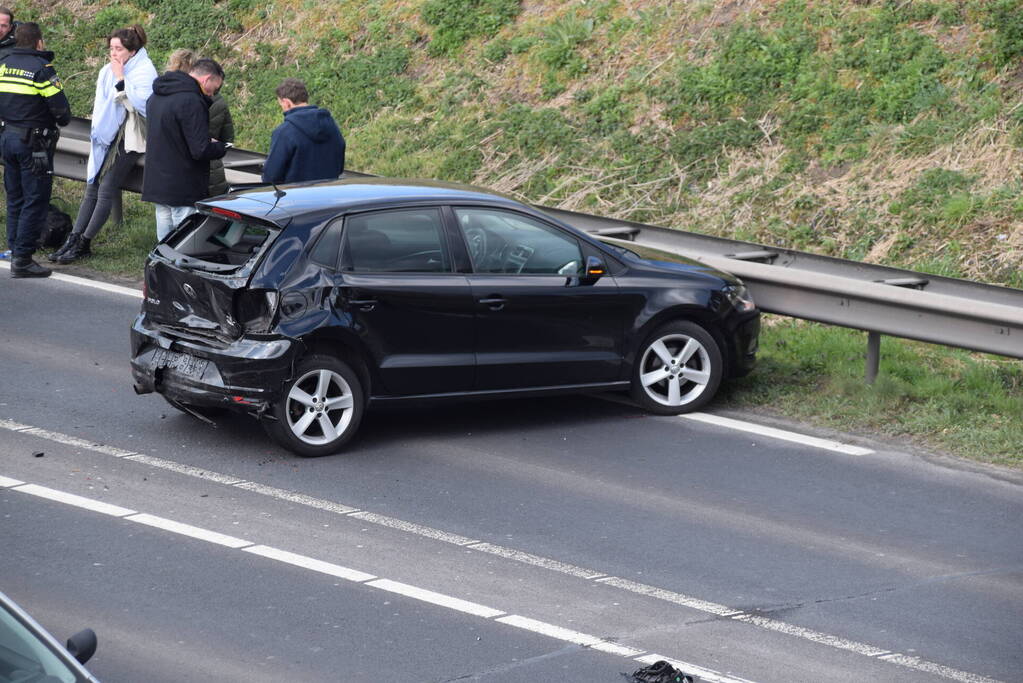 Veel schade bij kop-staart botsing