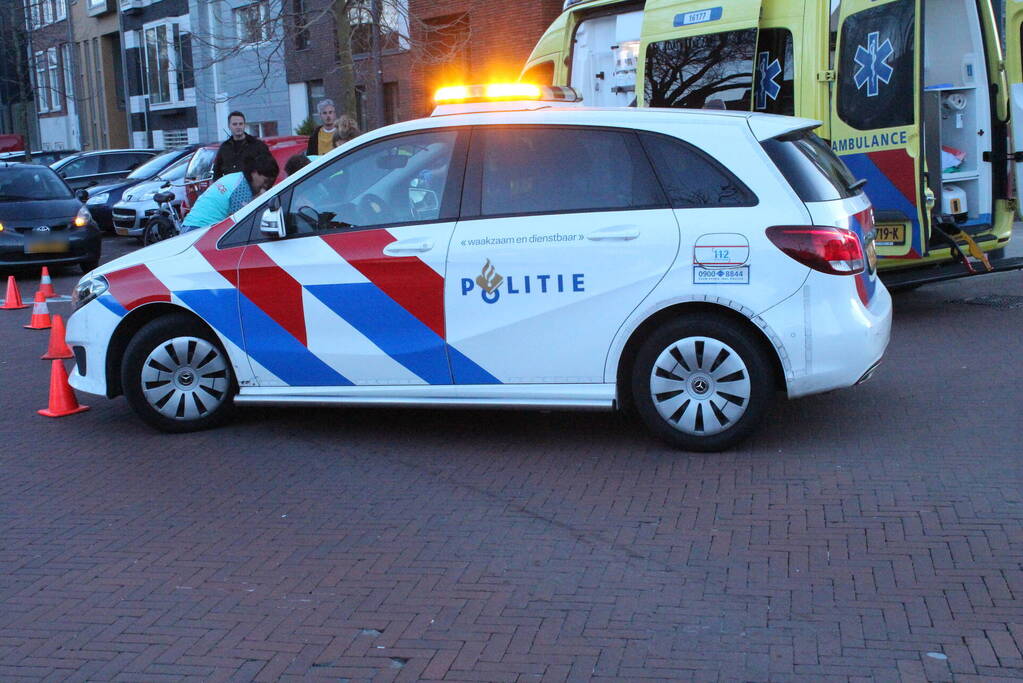 Fietser gewond bij aanrijding met auto