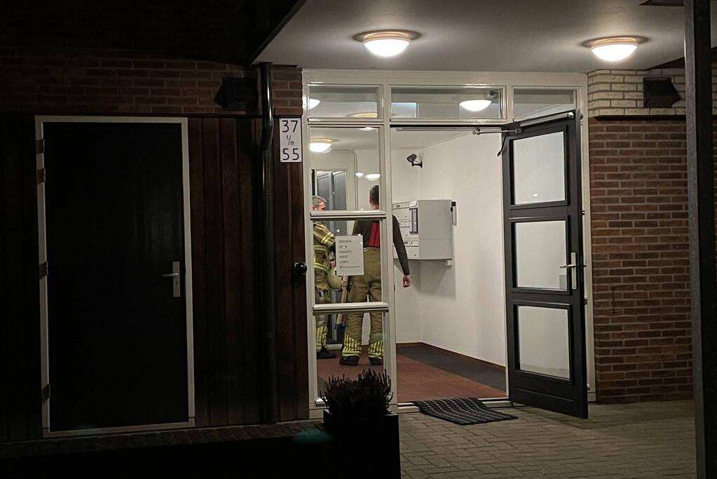 Brandweer controleert appartement op brand