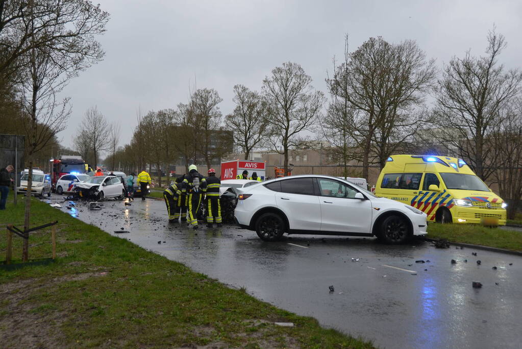 Flinke ravage na aanrijding