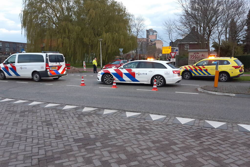 Fietser gewond bij botsing met auto