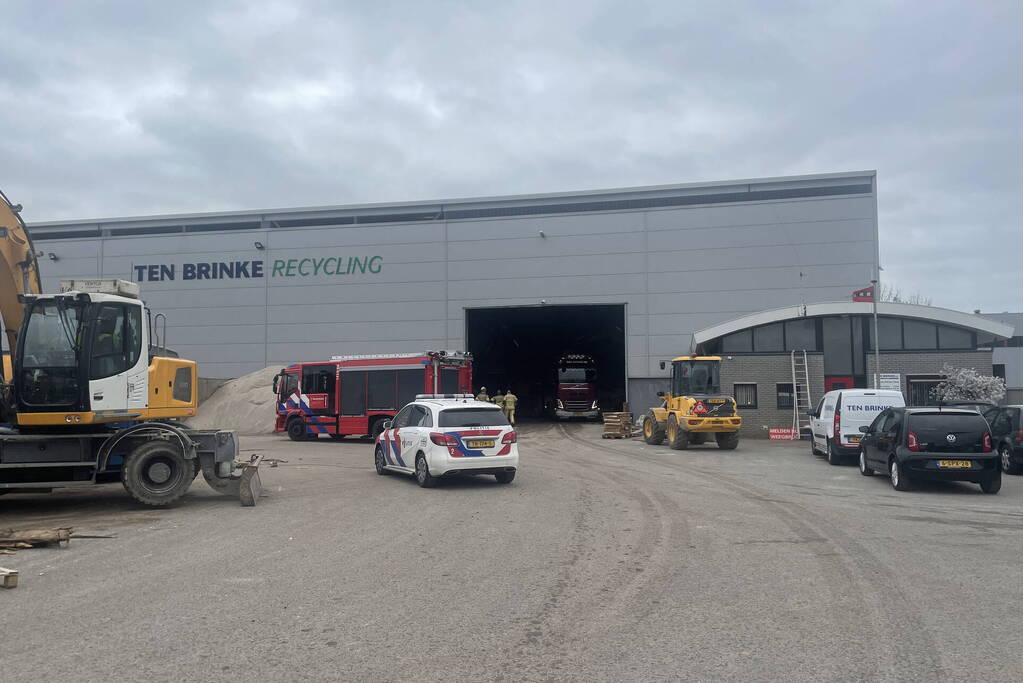 Brand Ten Brinke Recycling door medewerkers geblust