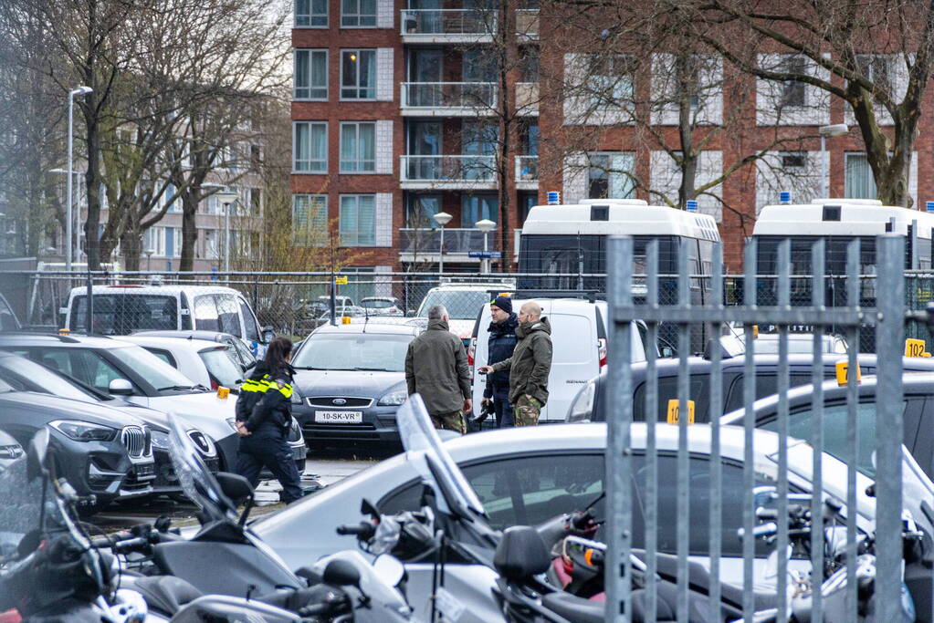 Explosieven aangetroffen in auto na inbeslagname