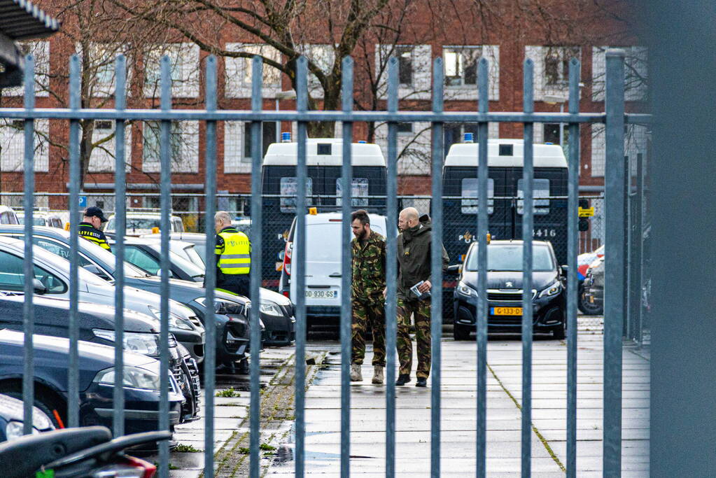 Explosieven aangetroffen in auto na inbeslagname