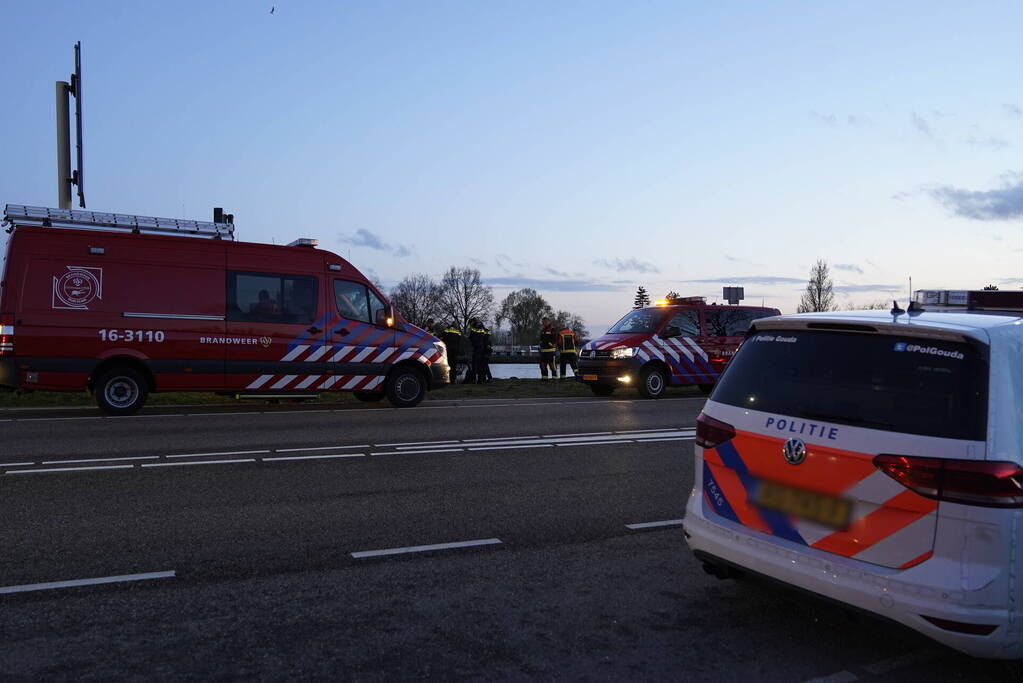 Fiets gevonden langs het water