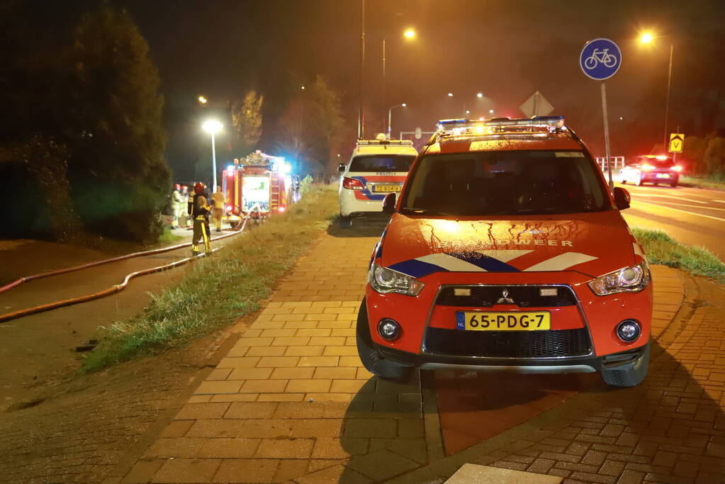 Bewoner start bluspoging bij brand