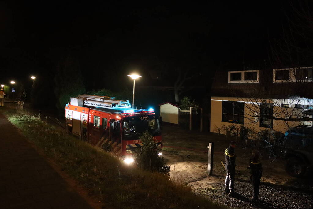 Bewoner start bluspoging bij brand
