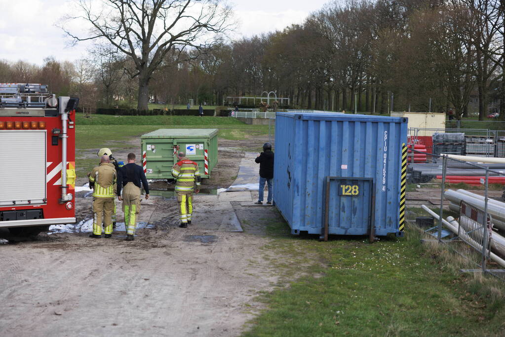 Brand in container vol asbest