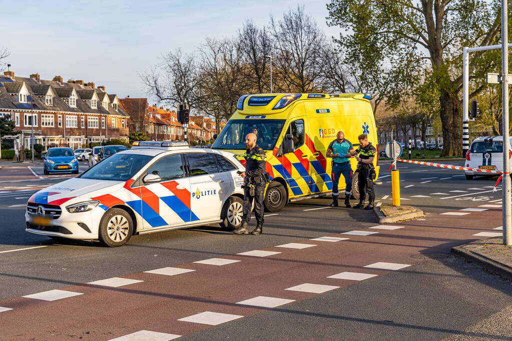 Scooterrijder gewond bij botsing met auto