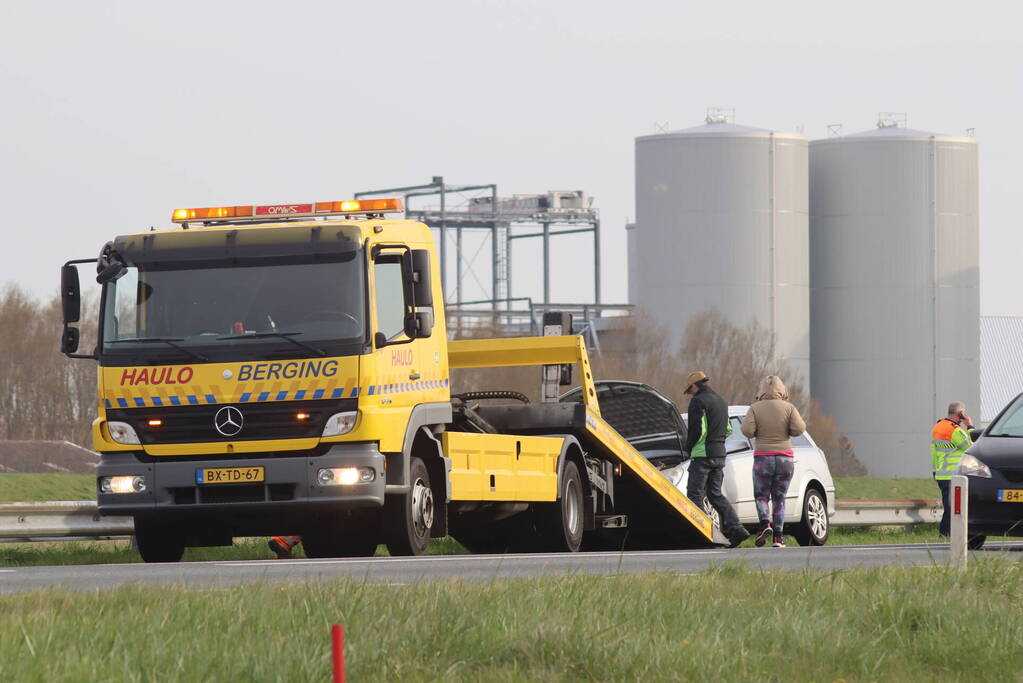 Omstanders voorkomen erger bij autobrand