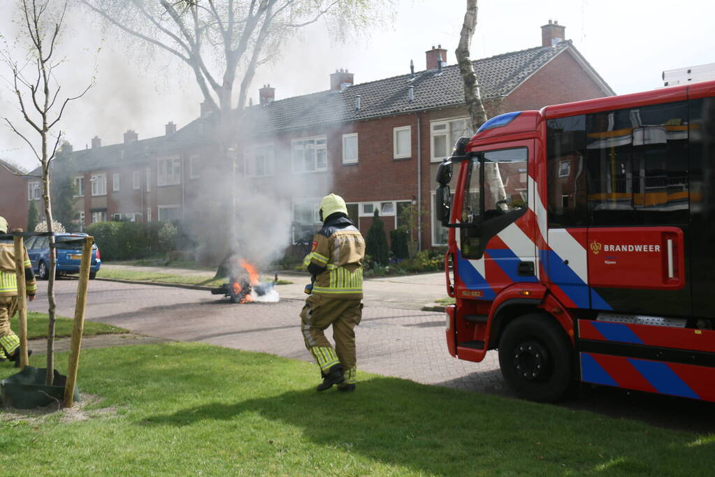 Motor gaat in vlammen op