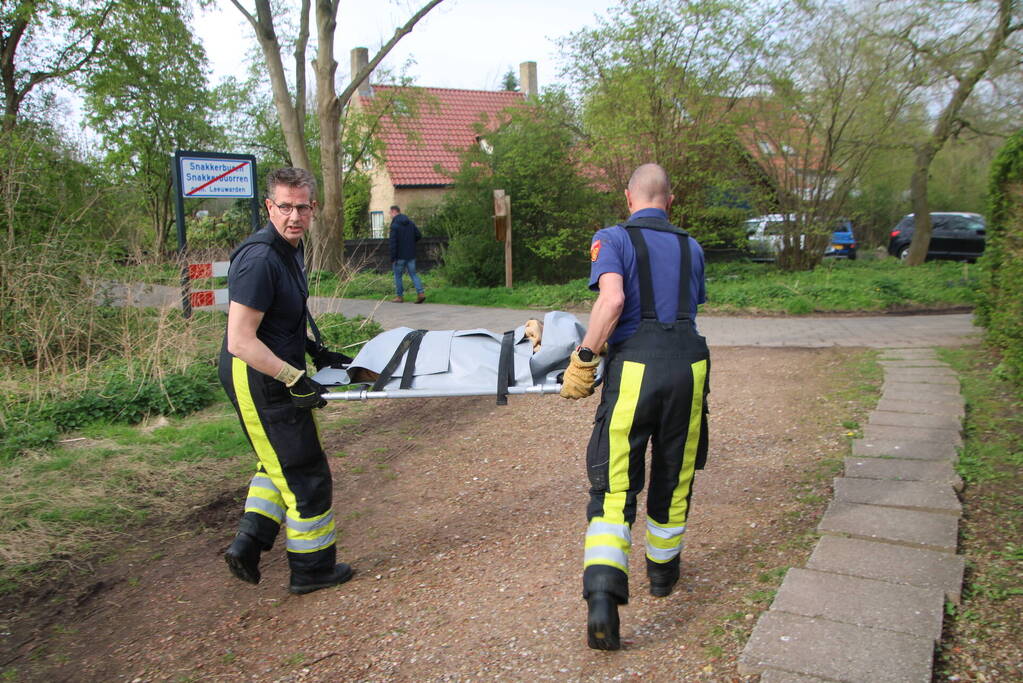 Ree door brandweer gered uit schiphuis