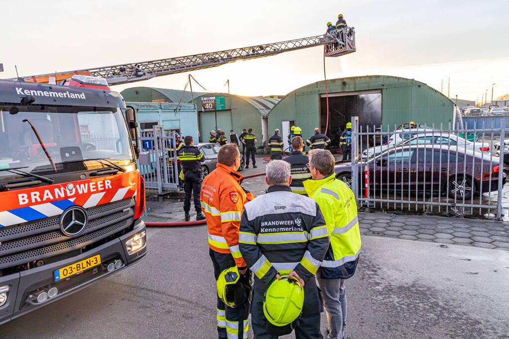 Grote brand in autosloperij