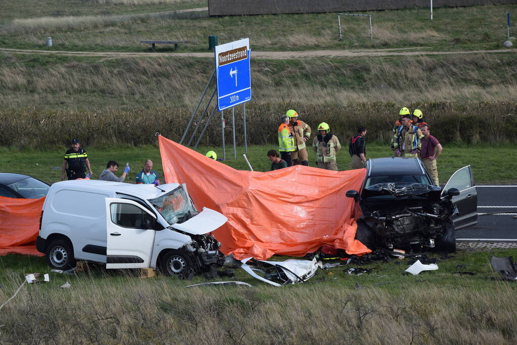 Dode en zwaar gewonde bij ernstig ongeluk