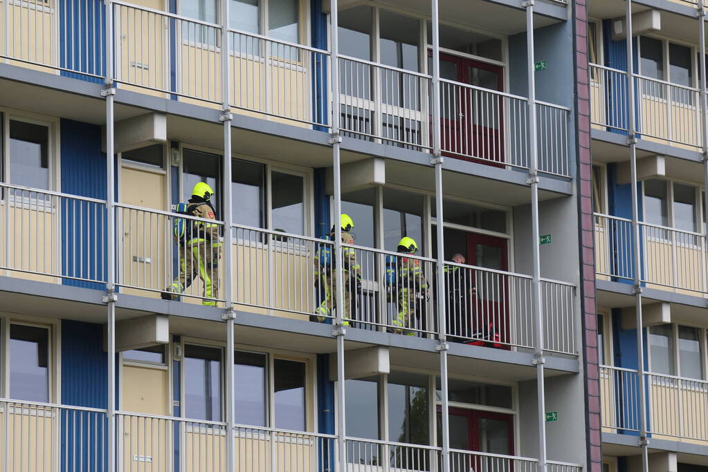 Onderzoek in flatgebouw vanwege gaslucht