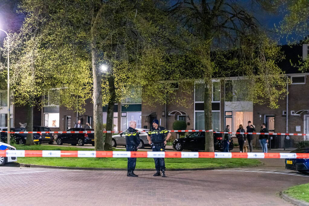 Politie lost schoten na vermoedelijke woninginbraak