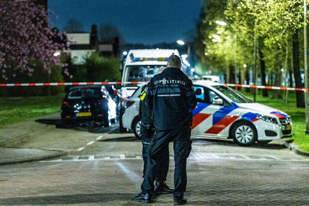 Politie lost schoten na vermoedelijke woninginbraak