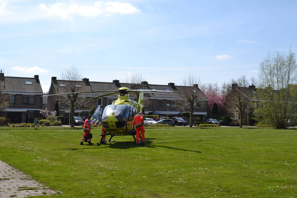 Traumahelikopter trekt veel bekijks