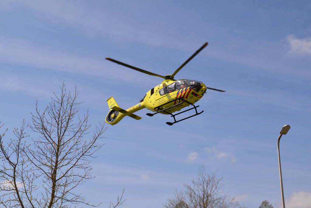 Traumahelikopter trekt veel bekijks