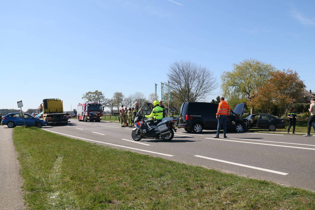 Aanrijding tussen meerdere voertuigen