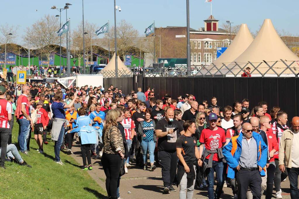 Veel politie op de been tijdens TOTO KNVB bekerfinale in Feijenoord-stadion