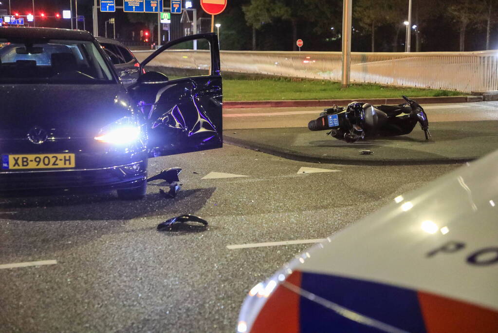 Scooterrijder gewond bij aanrijding op kruising voor Amerena